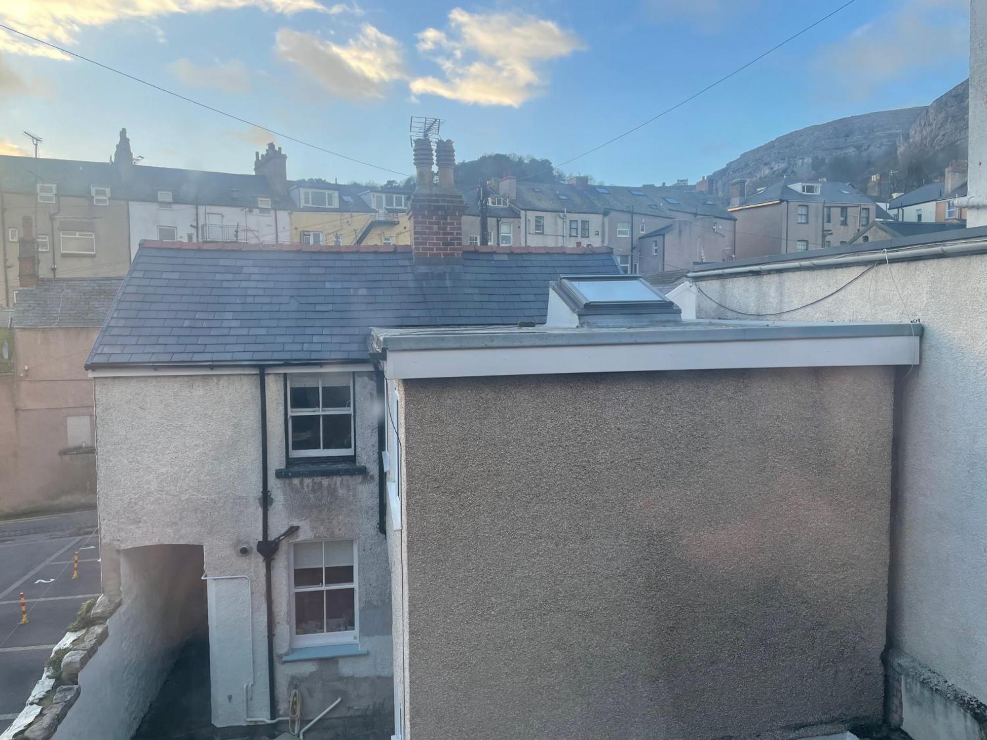 The Wildings Hotel & Tudno'S Restaurant Llandudno Exterior photo