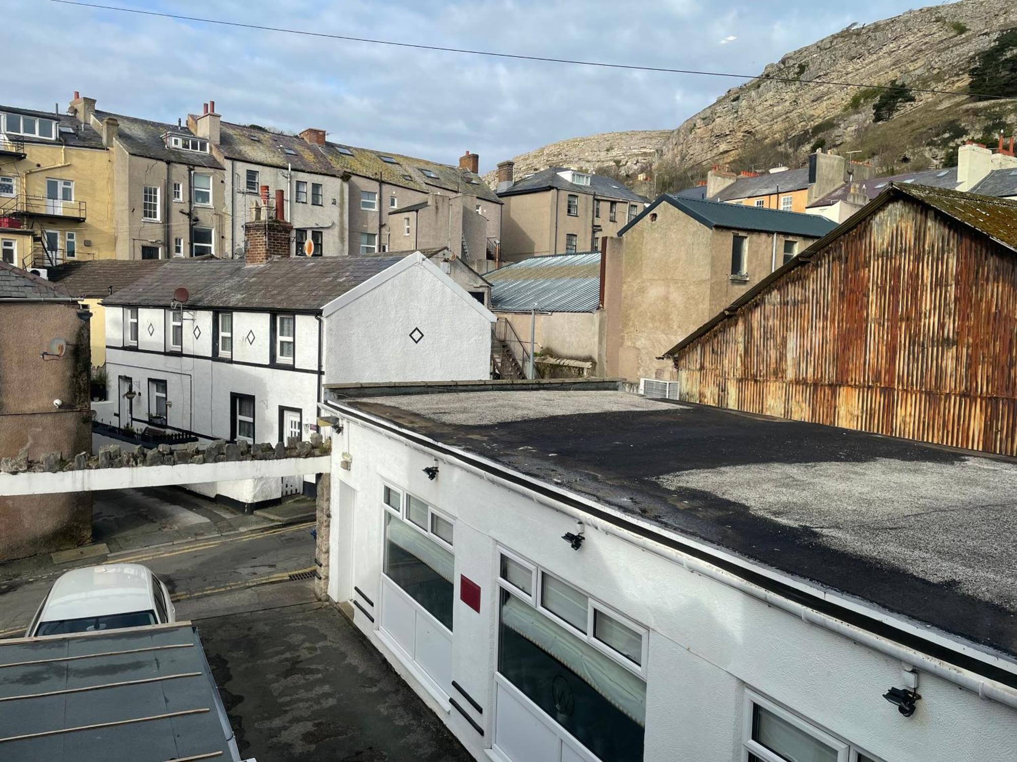 The Wildings Hotel & Tudno'S Restaurant Llandudno Exterior photo