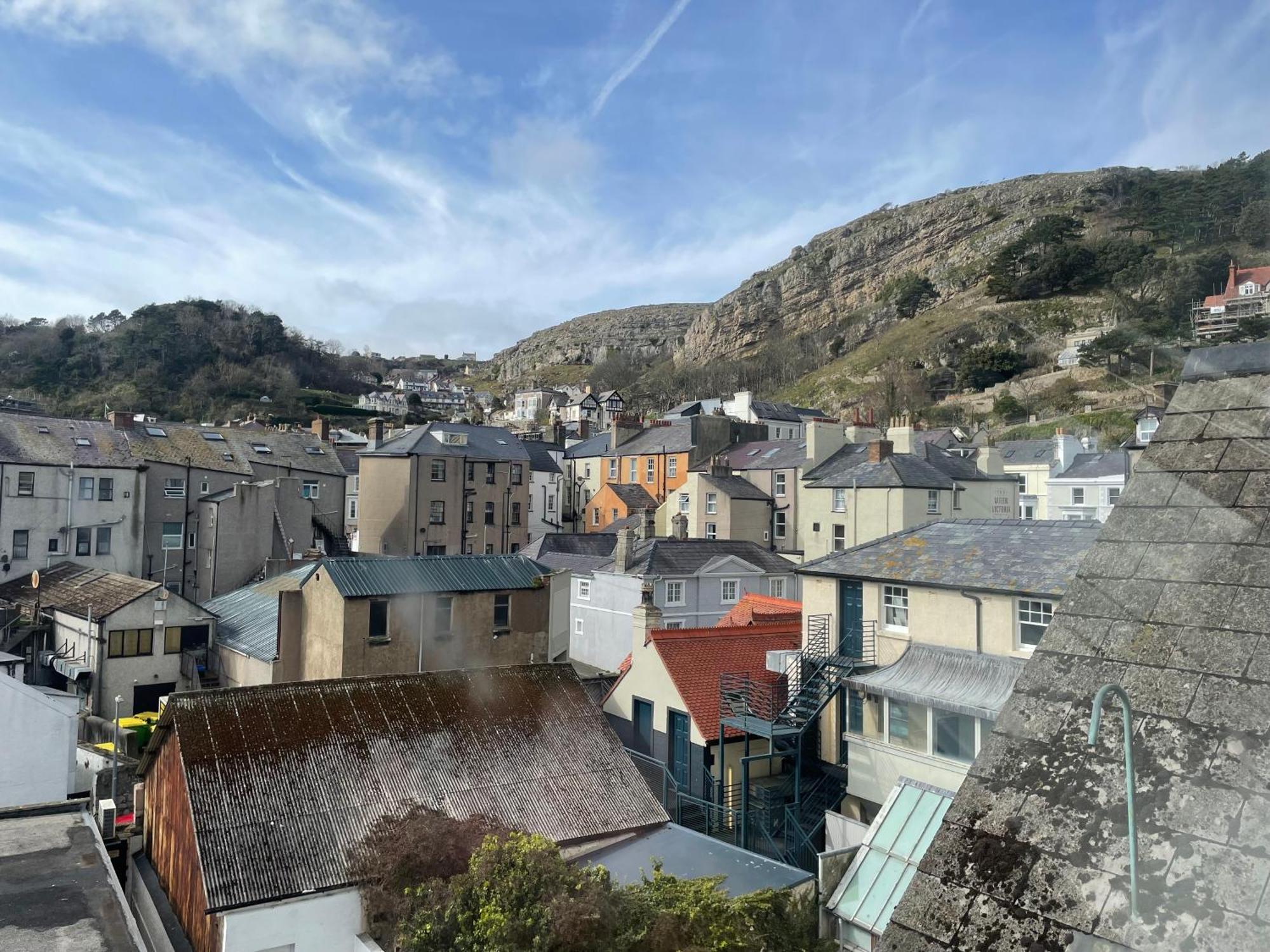 The Wildings Hotel & Tudno'S Restaurant Llandudno Exterior photo